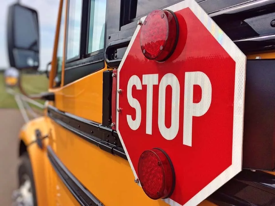 school-bus-lights-111-1